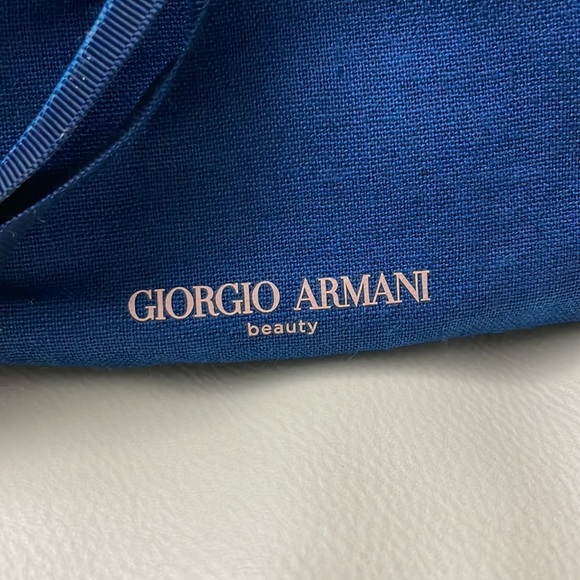 Giorgio Armani Beauty My Way Blue makeup bag pouch - Picture 4 of 11